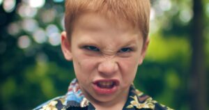 4 erros que os pais cometem quando seus filhos desobedecem


