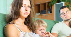 Crise do casal após o primeiro bebê: causas e o que fazer